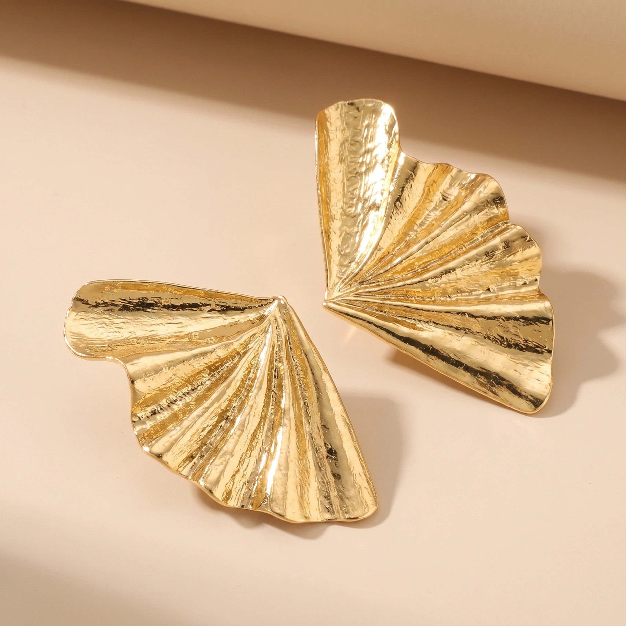 MYKI Gold Plated Leaf Fan Anti-Tarnish Earrings (MKERCH969G-SSYI)