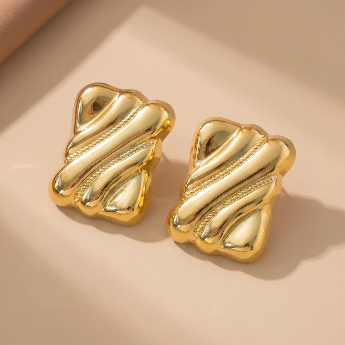 MYKI Anti Tarnish Wave Textured Stud Earrings | MYKI (MKERCH998-SSYI)