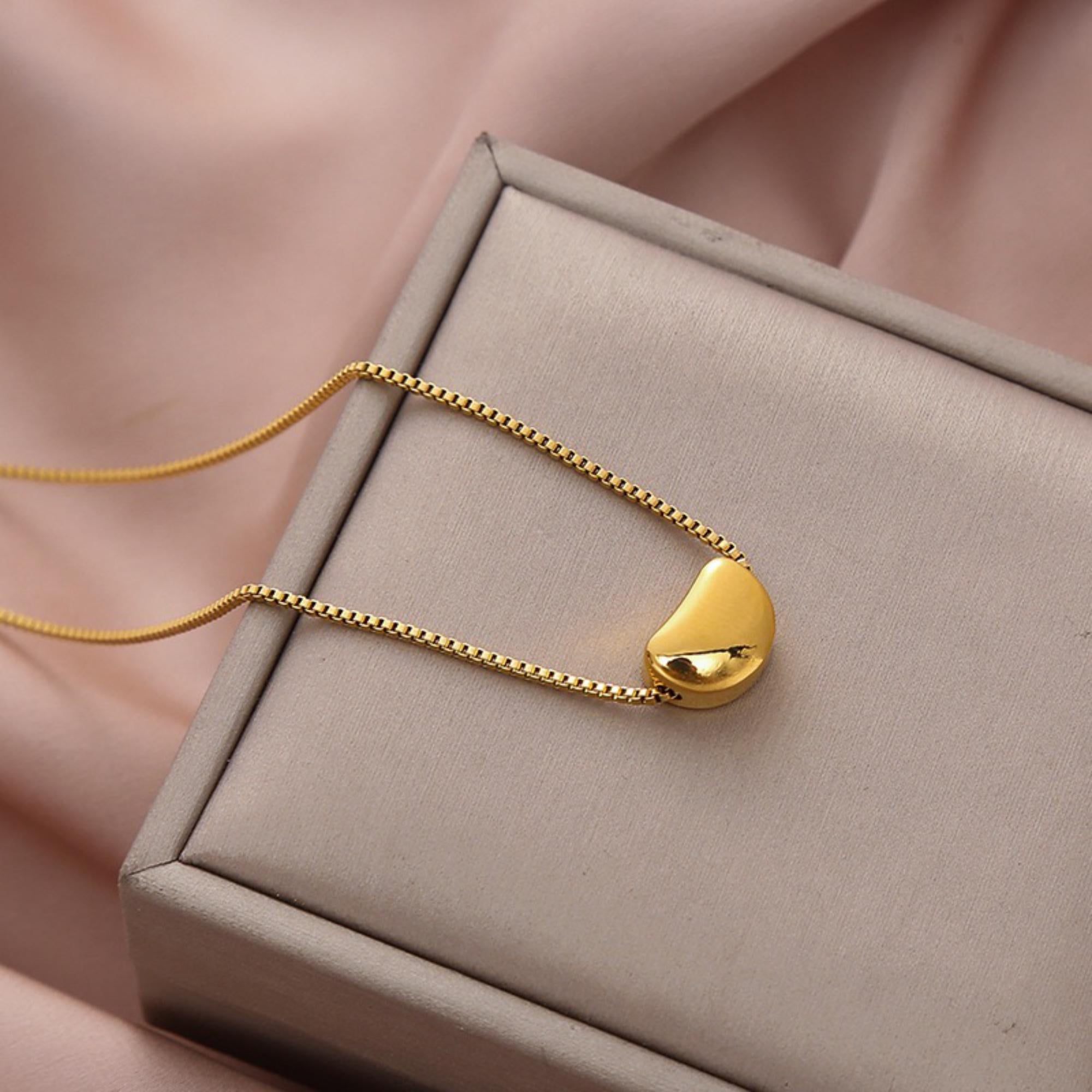 Anti Tarnish Cute Little Heart Pendant Chain