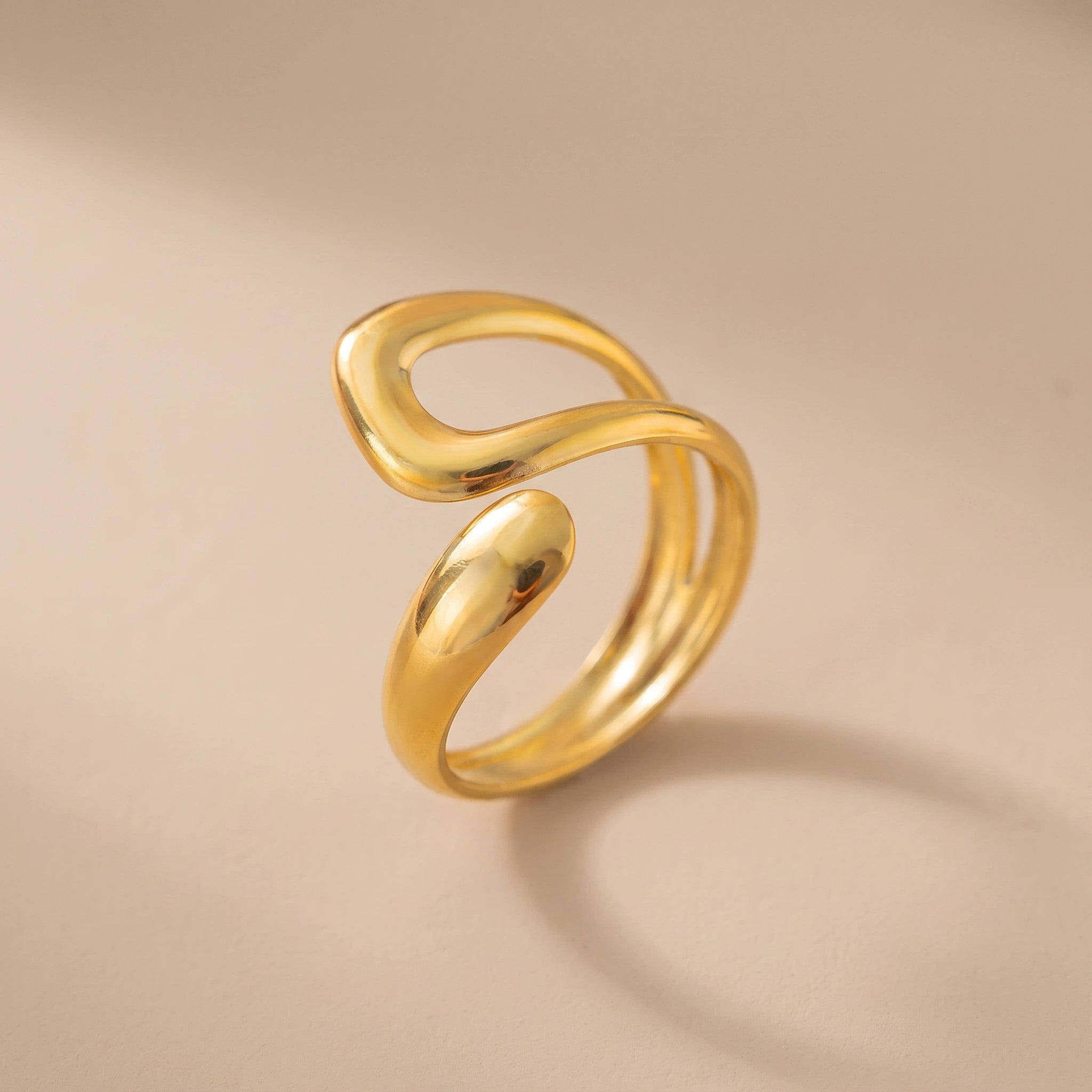 MYKI Fluid Wave Adjustable Ring | Anti-Tarnish (MKR734-SSYI)