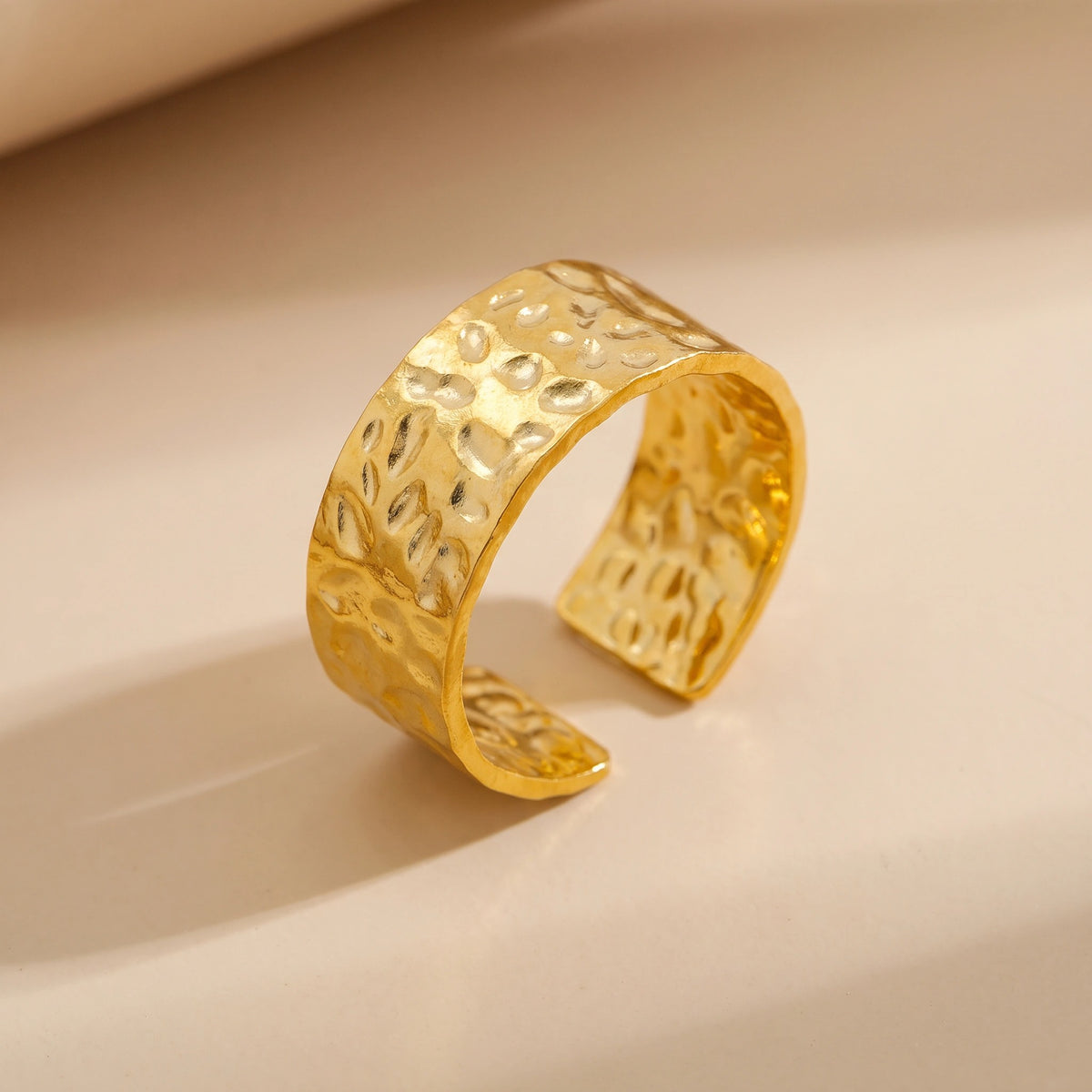 MYKI Textured Adjustable Band Ring | MYKI (MKR756-SSYI)