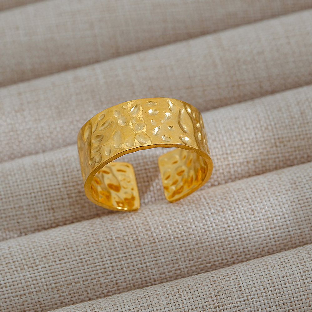 MYKI Textured Adjustable Band Ring | MYKI (MKR756-SSYI)
