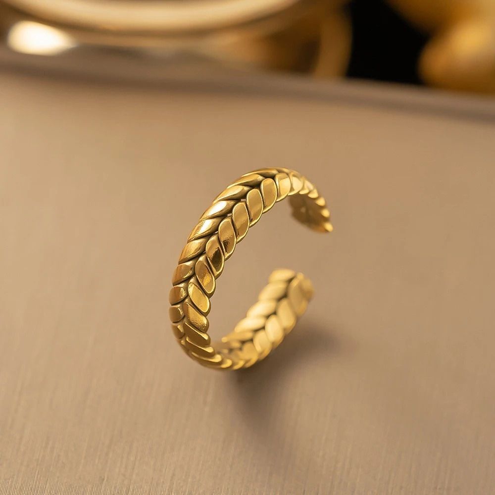 Anti Tarnish Women Ring