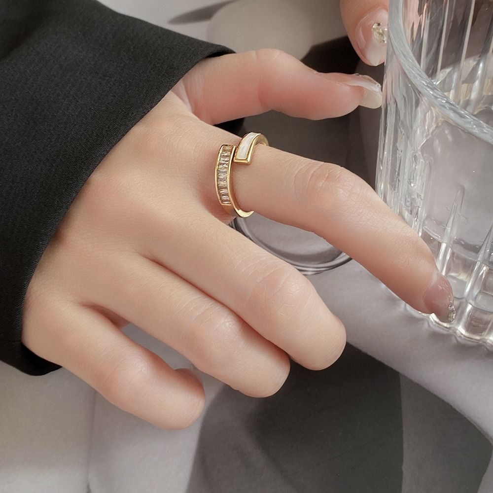MYKI Dual Tone Adjustable Ring | Mother of Pearl Finish (MKR797-SSYI)