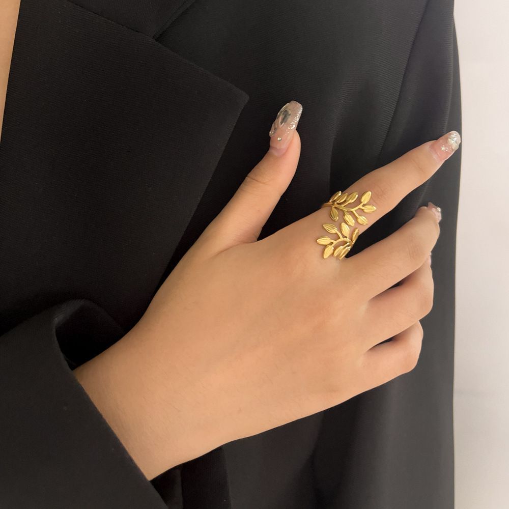 MYKI Leaf Adjustable Ring | Nature-Inspired Anti-Tarnish Design (MKR718-SSYI)