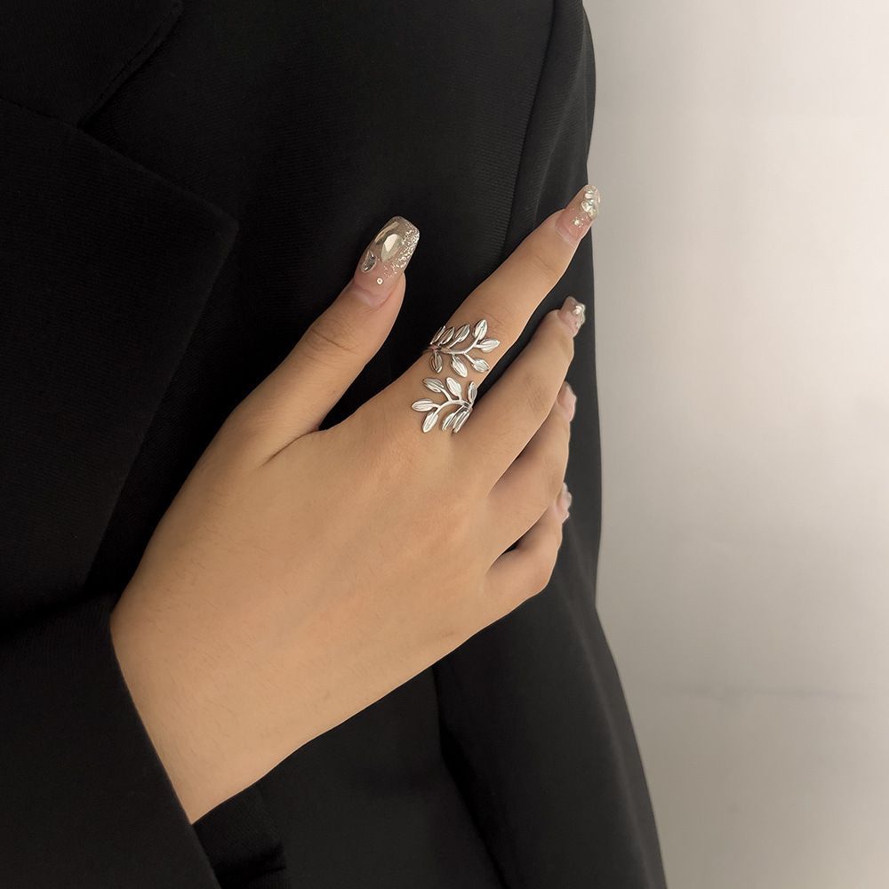 MYKI Leaf Adjustable Ring | Nature-Inspired Anti-Tarnish Design (MKR718-SSYI)