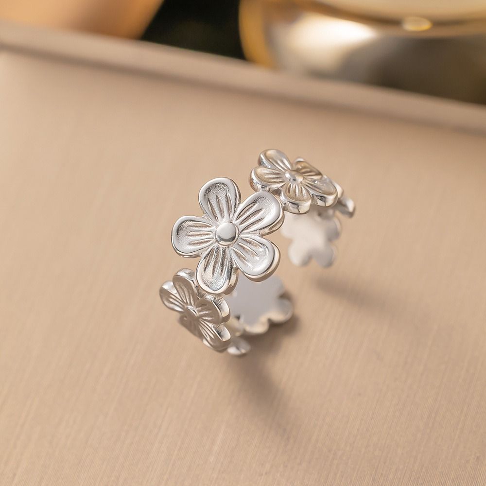 Anti Tarnish Women Ring