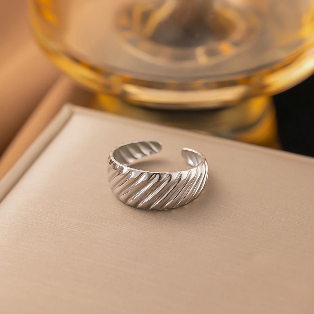Anti Tarnish Women Ring