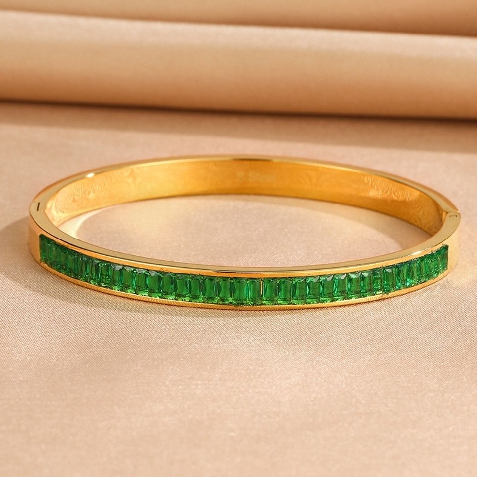 MYKI Amazing Diamond Gold plated Kada Bracelet (MKBRAD637GREEN-PRA)
