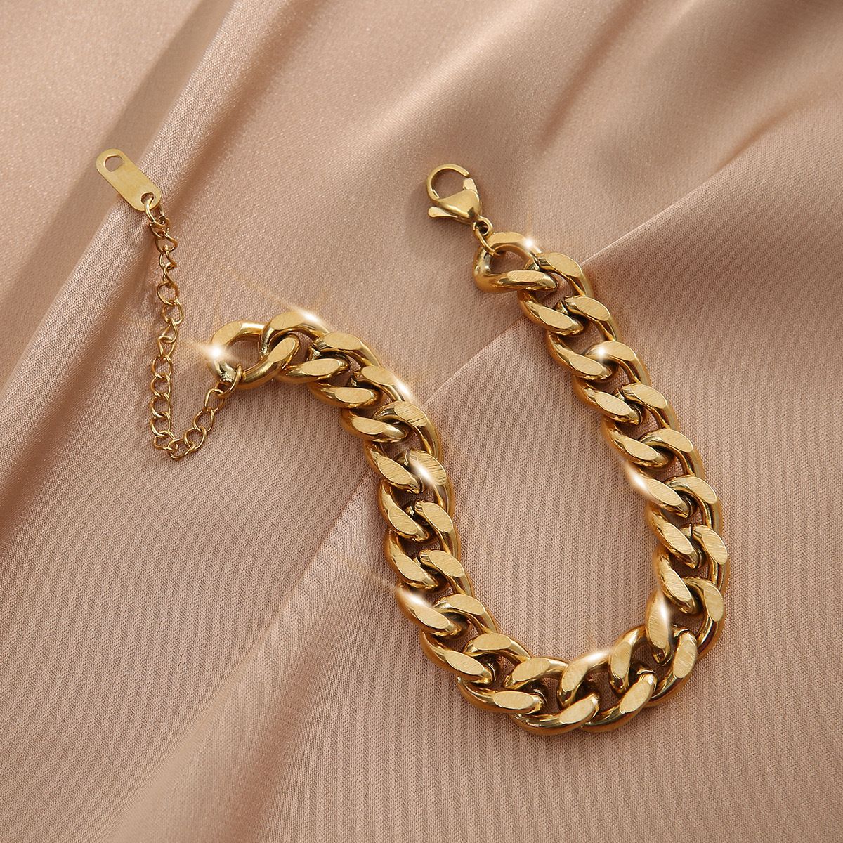 MYKI Very Stylish Anchor Gold Bracelet (MKBRAD352G)