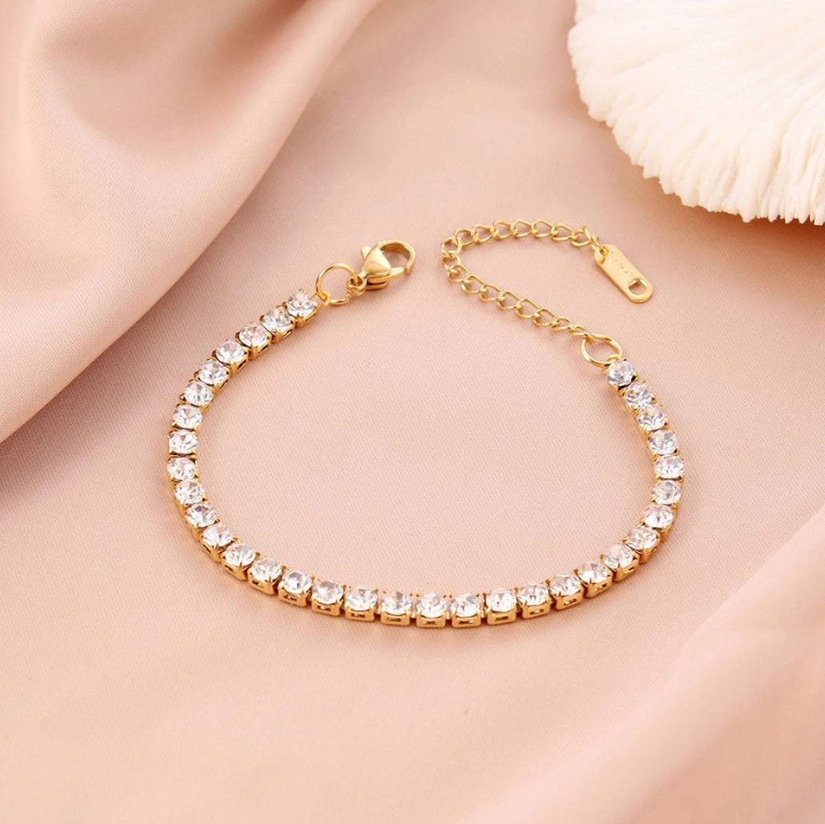 MYKI Solitaire Diamond Bracelet (MKBRAD396G)