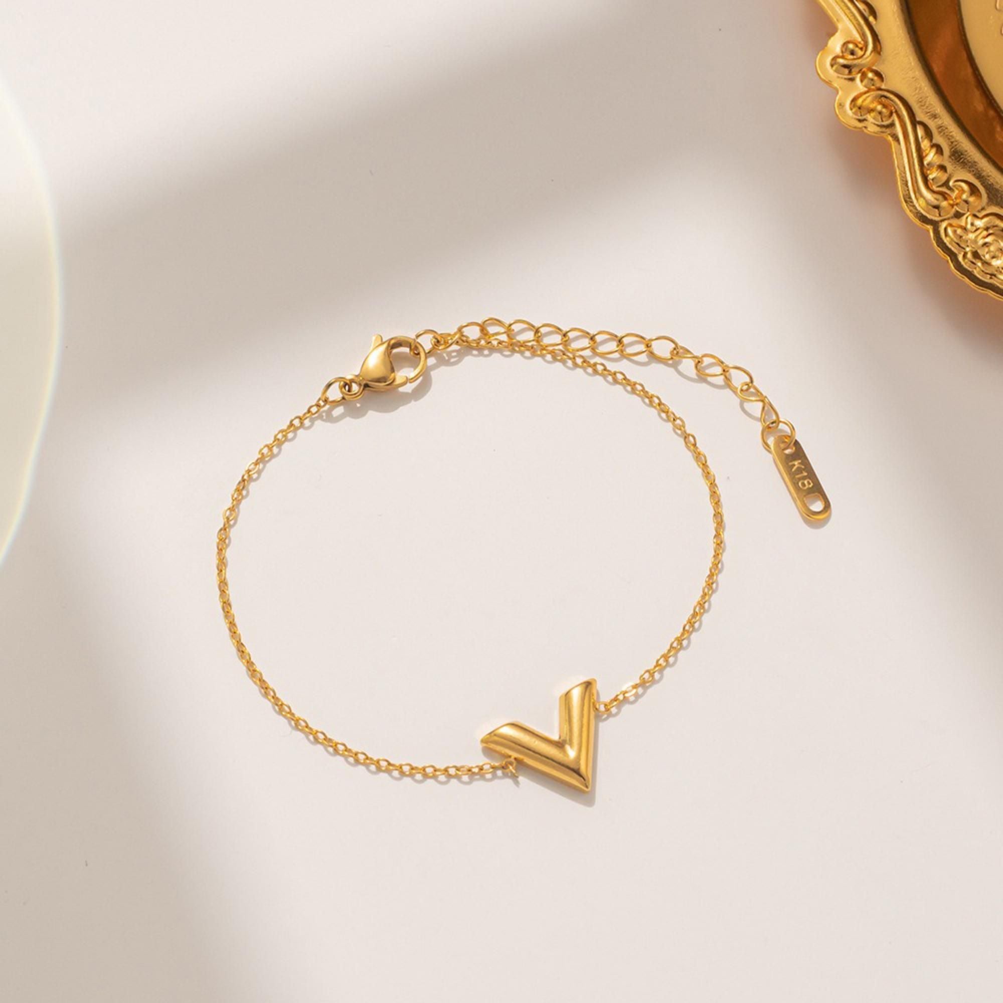 MYKI Sizzling Charm Bracelet (MKBRAD494G)