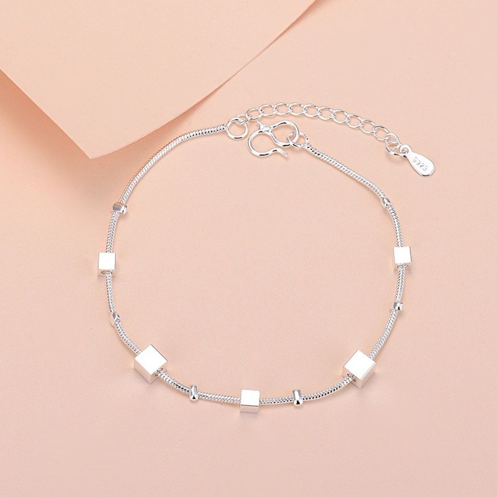 MYKI Beautiful Trending Fashionable Bracelet  (MKBRAD500S)