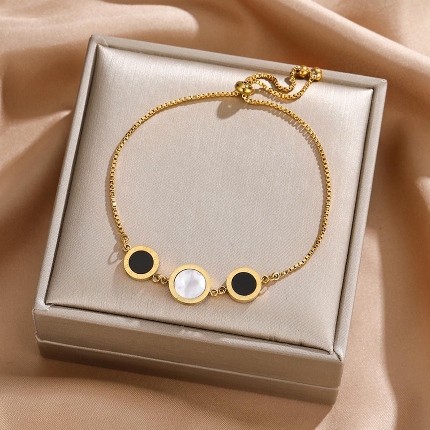 MYKI Sweet Roman Bracelet  (MKBRAD523G)