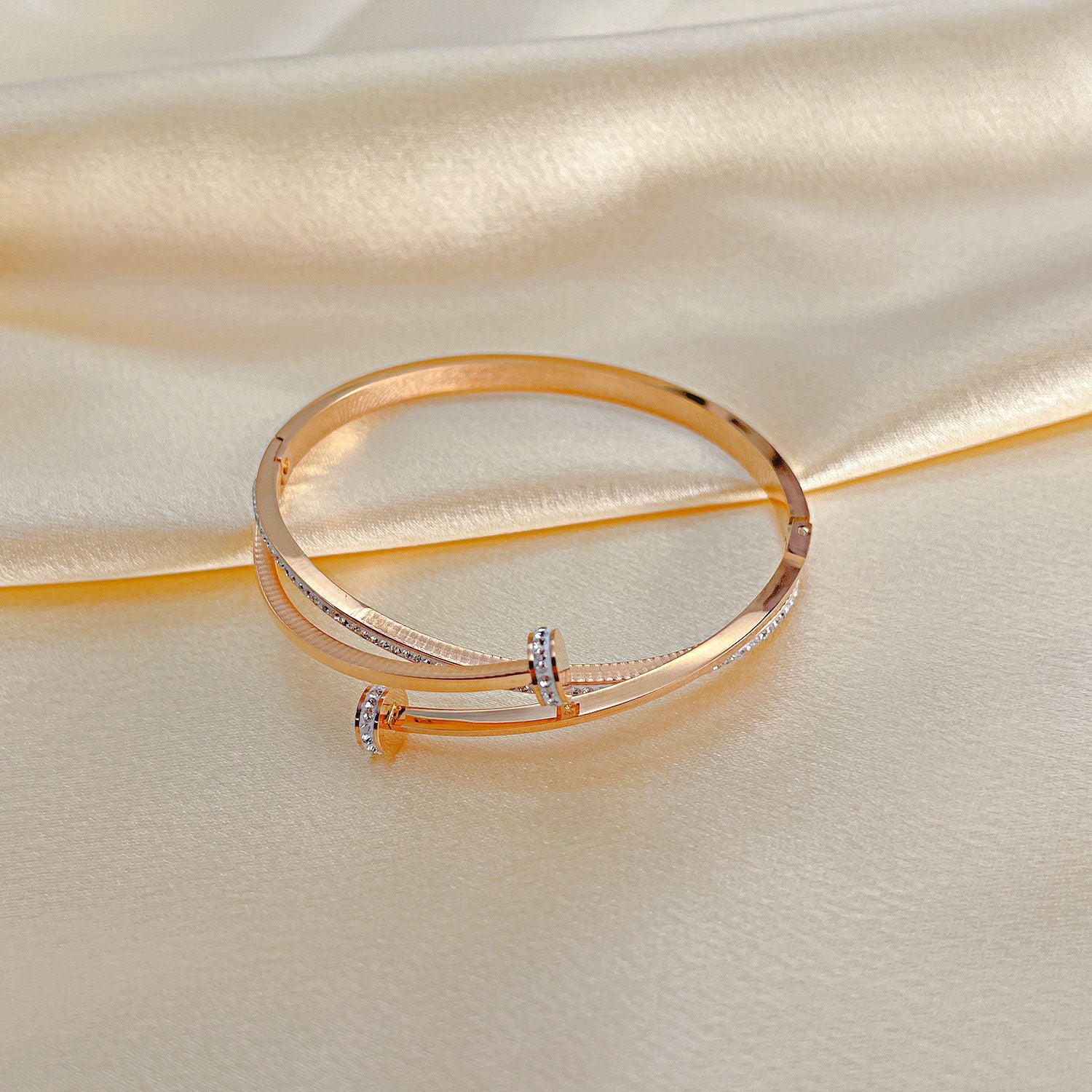 MYKI Gorgeous Diamond Bracelet  (MKBRAD536RG)