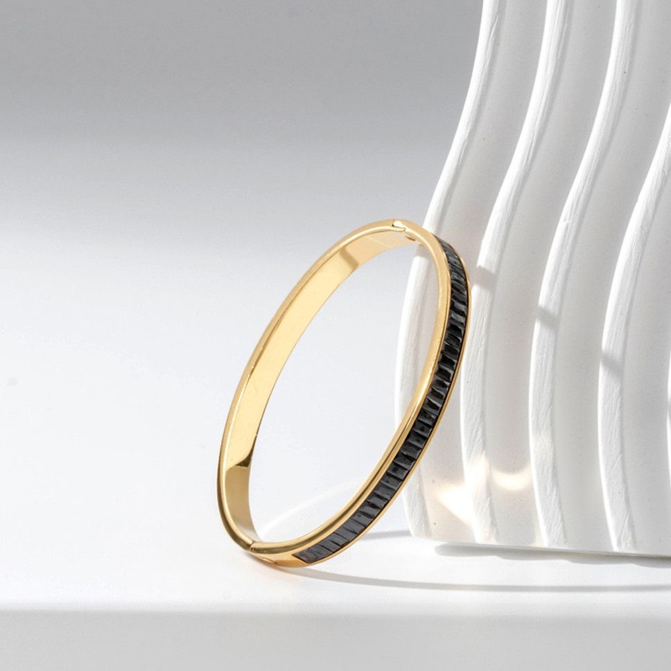 MYKI Amazing Diamond Gold plated Kada Bracelet  (MKBRAD538B)