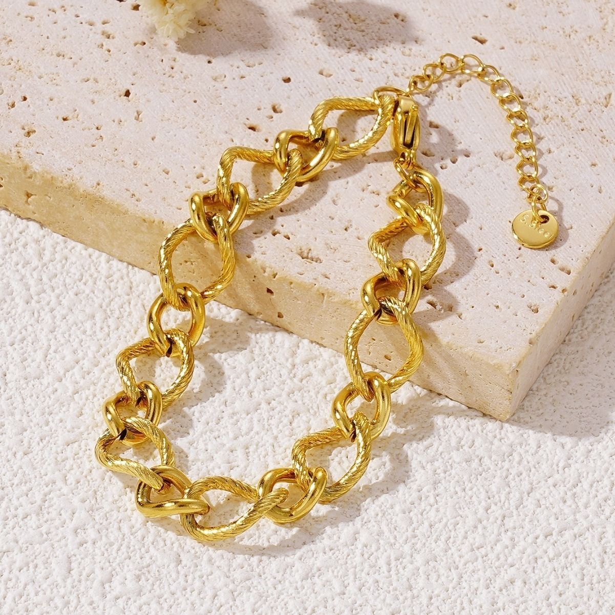 MYKI Gold Bracelet  (MKBRAD555G)