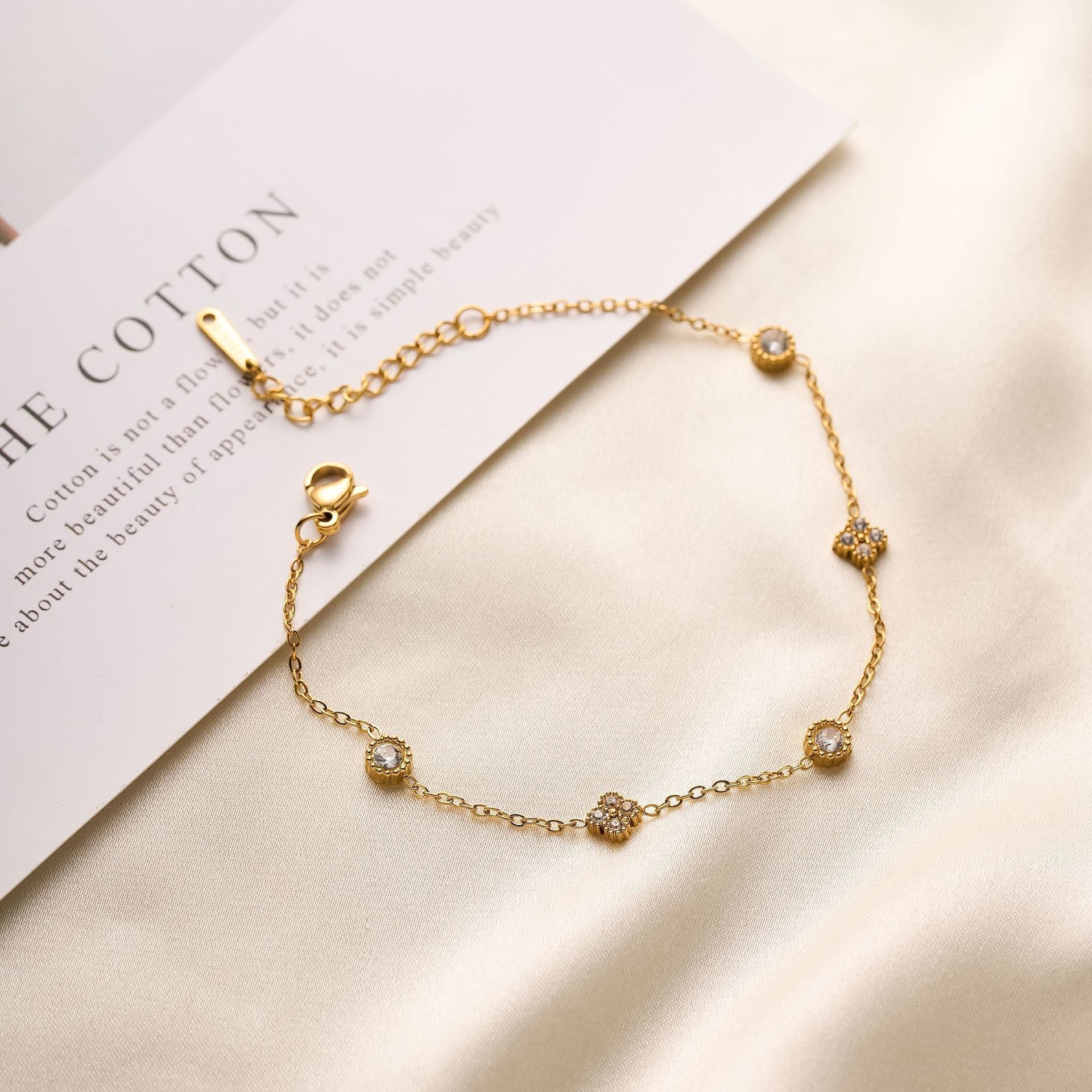 MYKI Gold Plated Floral & Solitaire Charm Bracelet (MKBRAD643G-CSS)