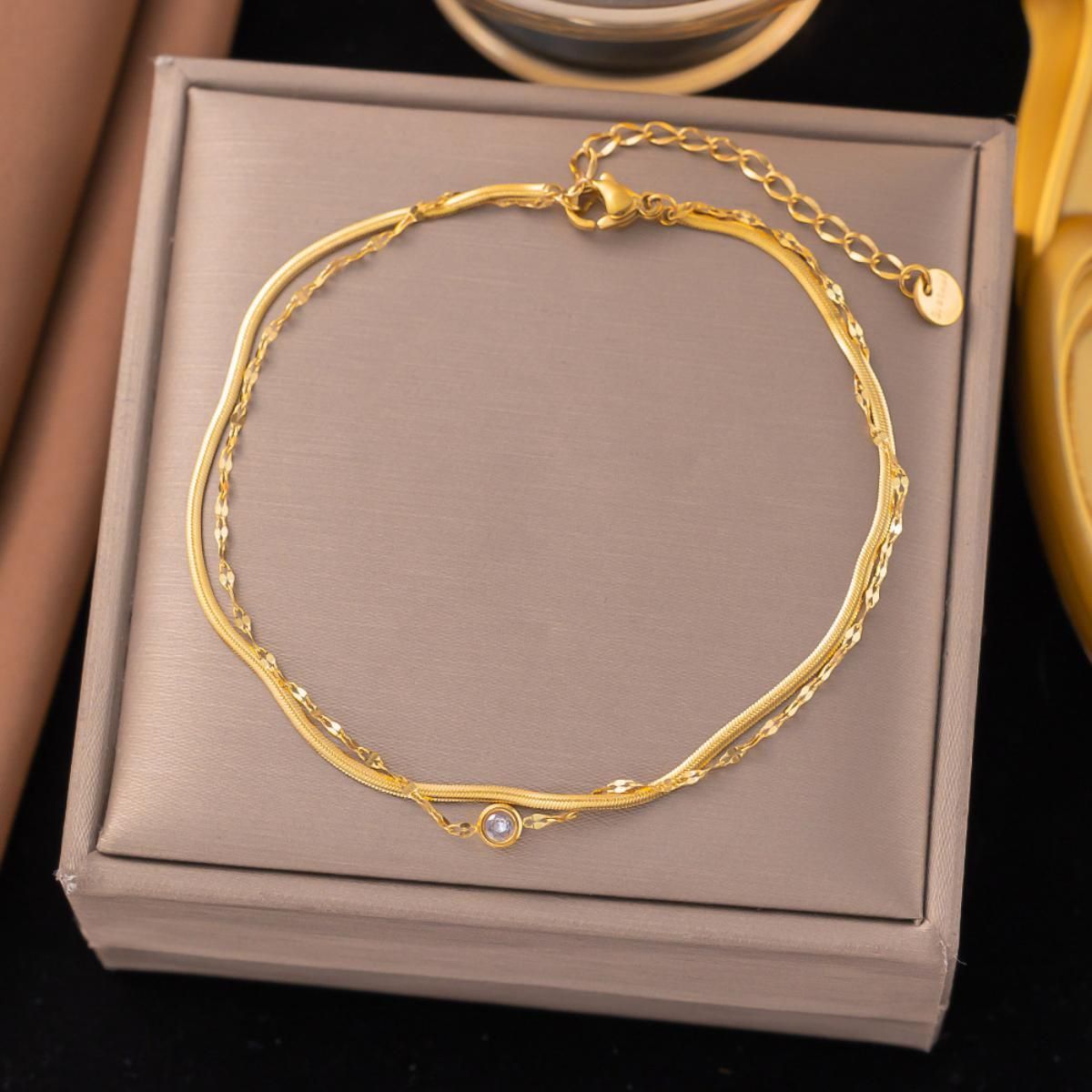 MYKI Gold-Plated Crystal Accent Minimal Bracelet(MKBRAD829G-SSYI)