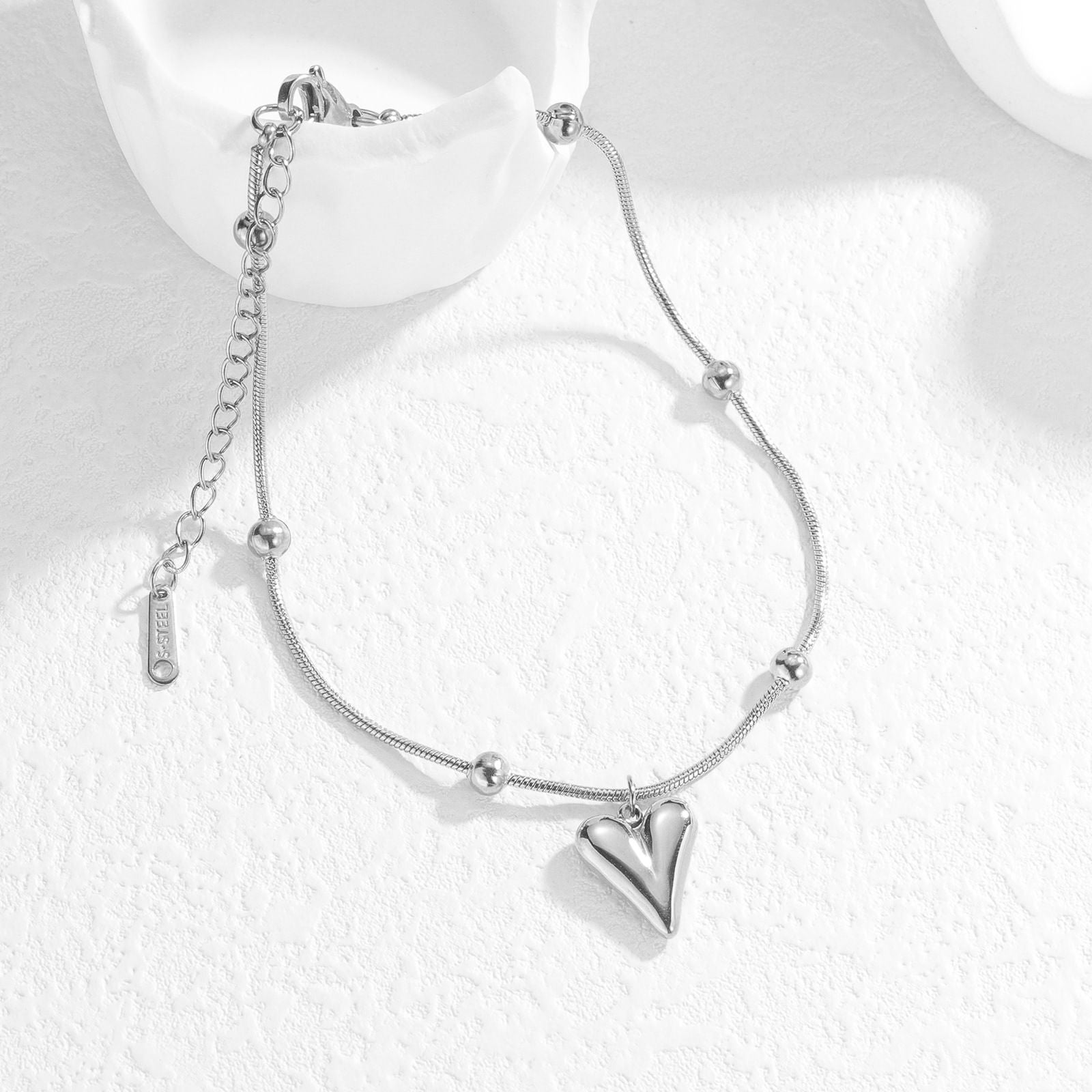 MYKI Beaded Heart Pendant Bracelet (MKBRAD838G-SSYI)(MKBRAD839S-SSYI)
