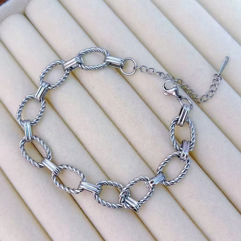 MYKI Twisted Oval Link Chain Bracelet – Anti-Tarnish Statement Design(MKBRAD877-SSYI)