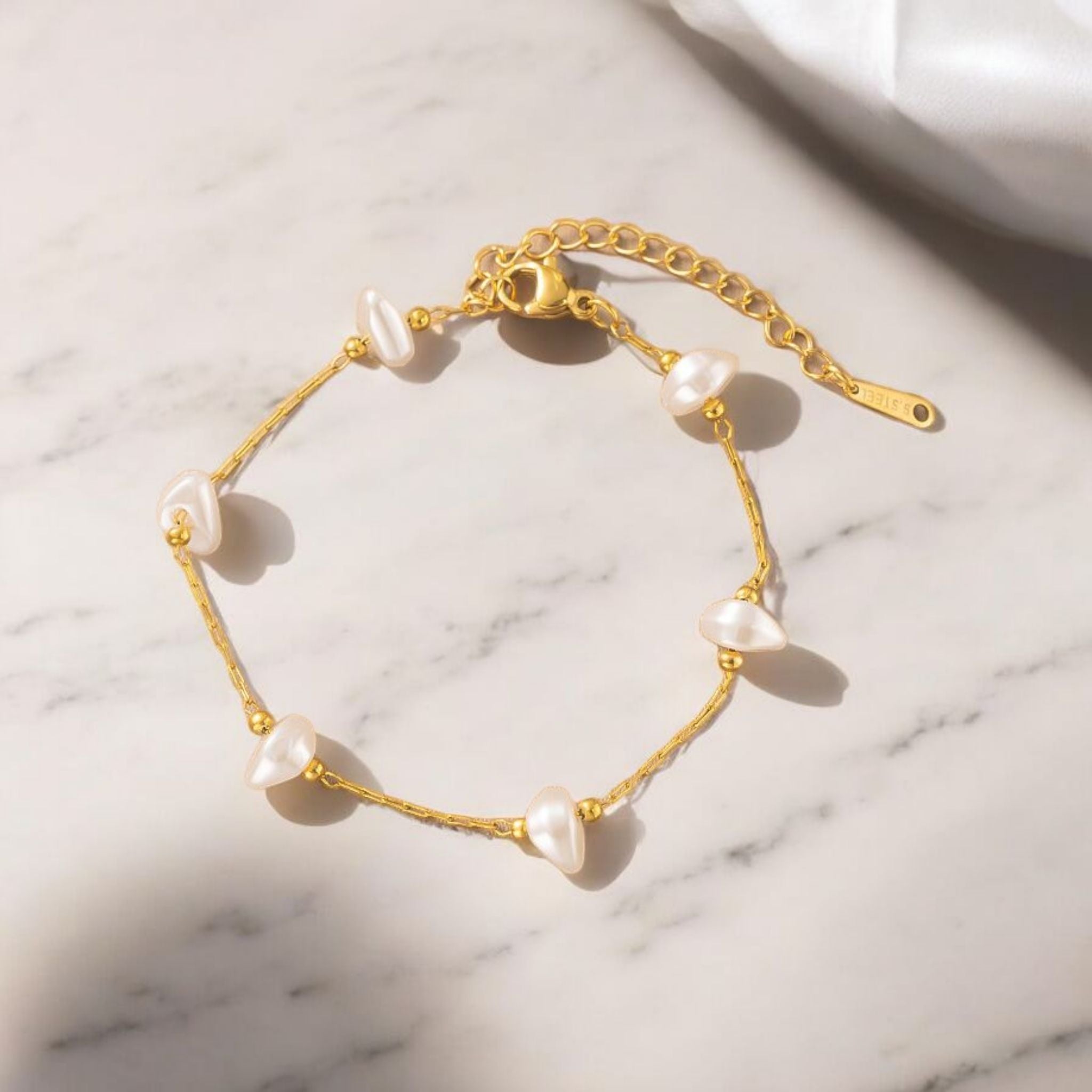 MYKI Gold-Plated Irregular Pearl Bead Chain Bracelet – Anti-Tarnish Elegant Design(MKBRAD885G-SSYI)