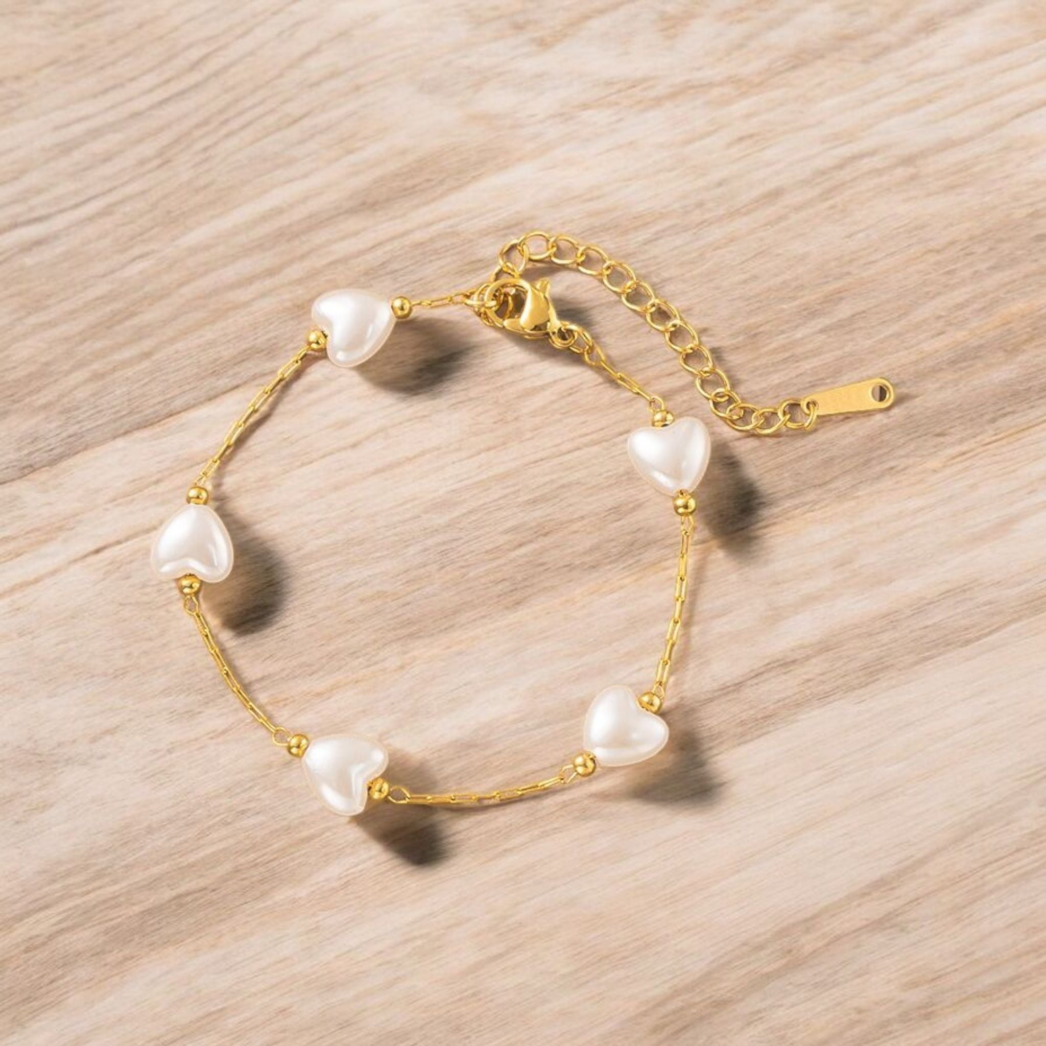 MYKI Gold-Plated Heart Pearl Bead Bracelet – Anti-Tarnish Cute Design(MKBRAD888G-SSYI)
