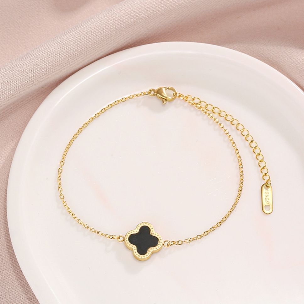 MYKI Elegangt Floral Charm Bracelet (MKBRAD477G)
