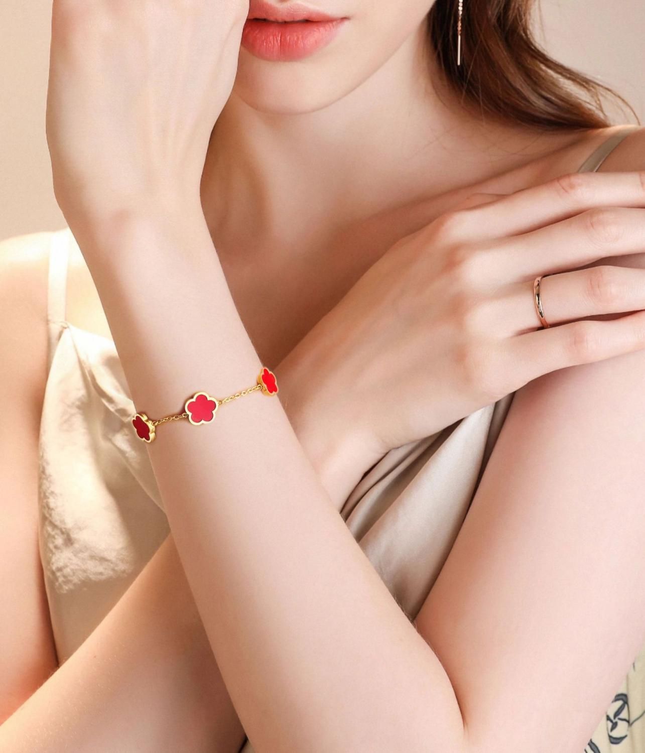MYKI Royal Floral Charm Bracelet  (MKBRAD506)
