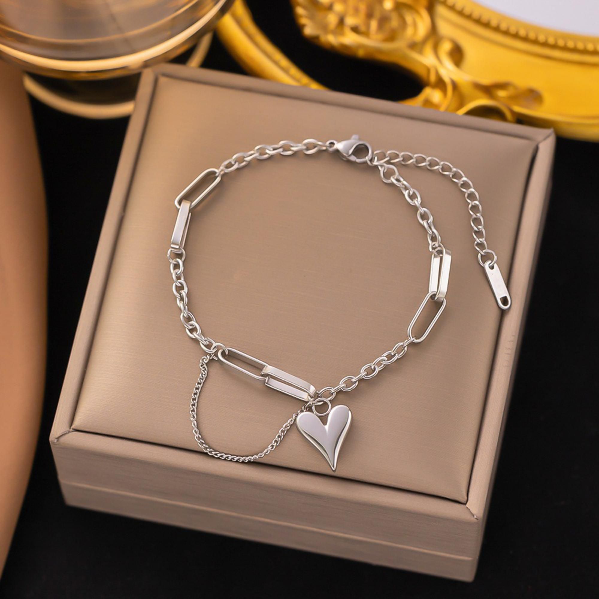 MYKI Heart Charm Link Bracelet(MKBRAD719-SSYI)