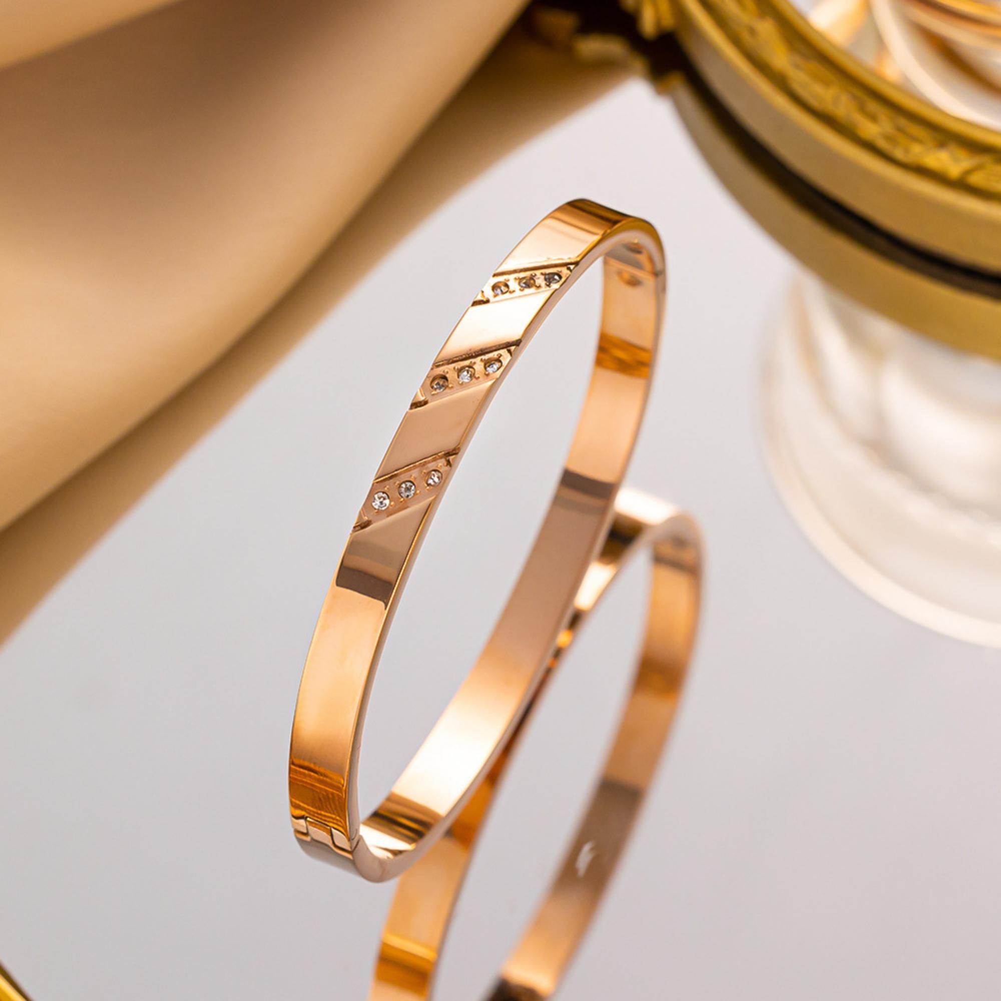 MYKI Stainless Steel CZ Diagonal Engraved Bangle | Anti-Tarnish(MKBRAD777-SSYI)