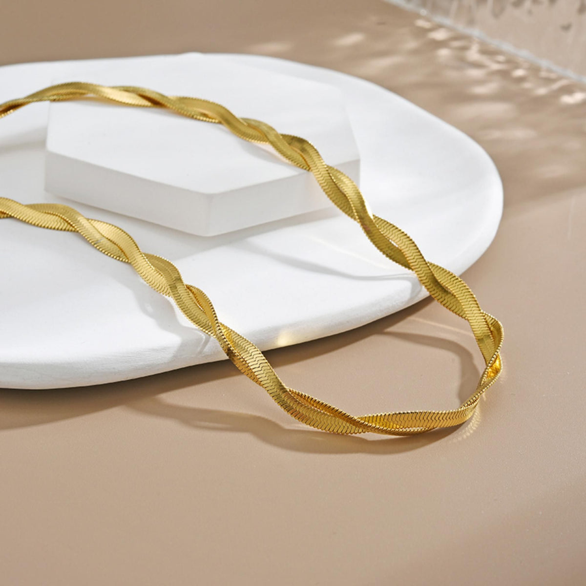 MYKI Twisted Flat Chain Necklace (MK852-SSYI)