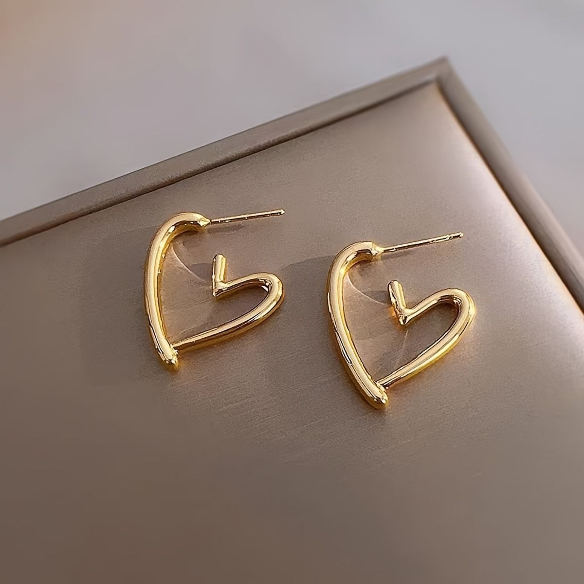 MYKI Anti Tarnish Abstract Heart Hoop Earrings | MYKI (MKERCH1004-SSYI)