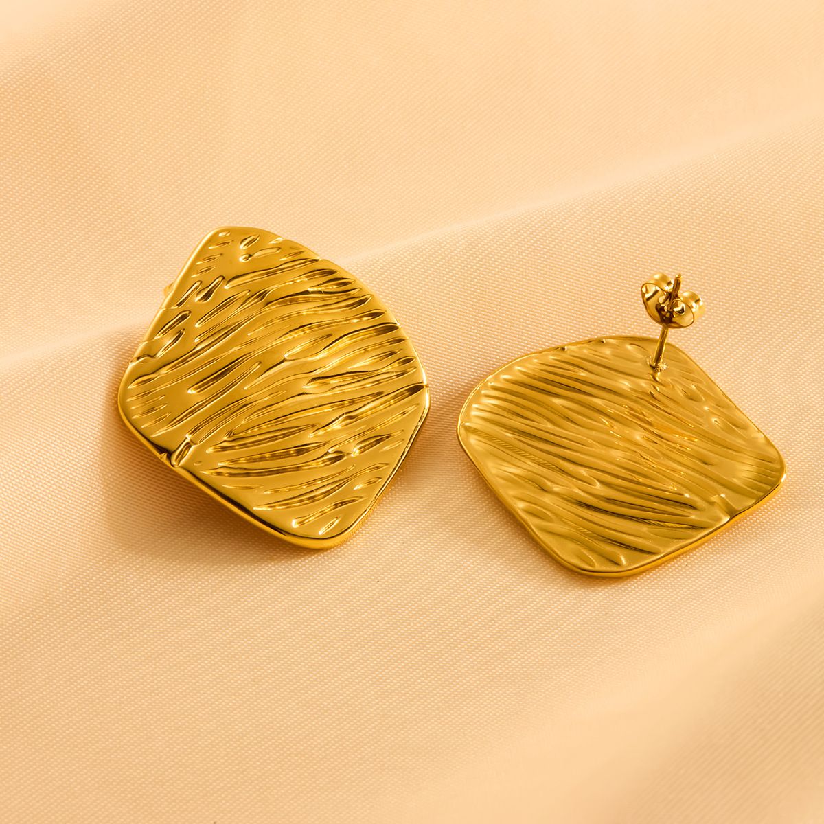 MYKI Textured Petal Anti Tarnish Earrings | MYKI (MKERCH1010-SSYI)