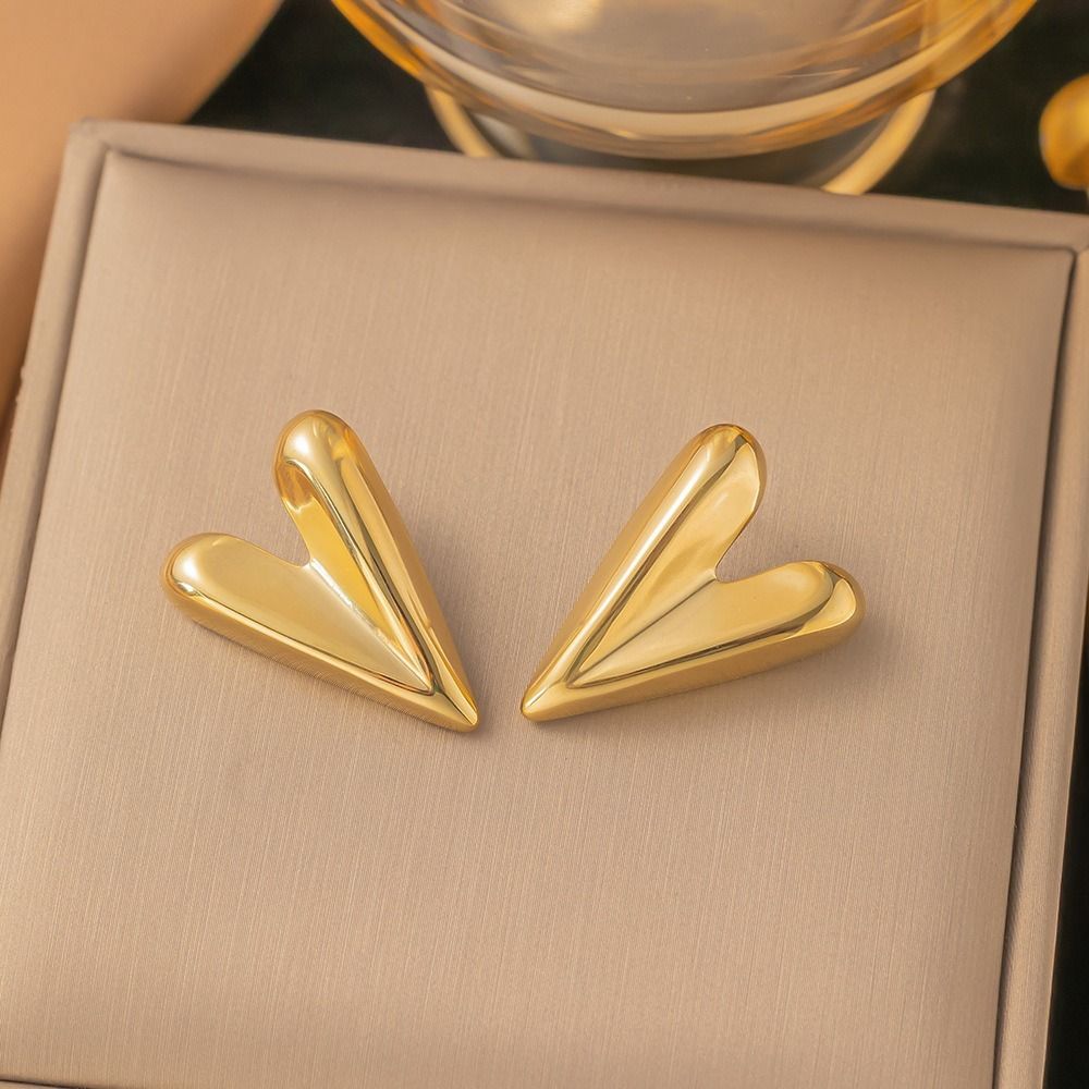 MYKI Minimal Heart Curve Premium Plated Necklace & Stud Earrings (mkps46)