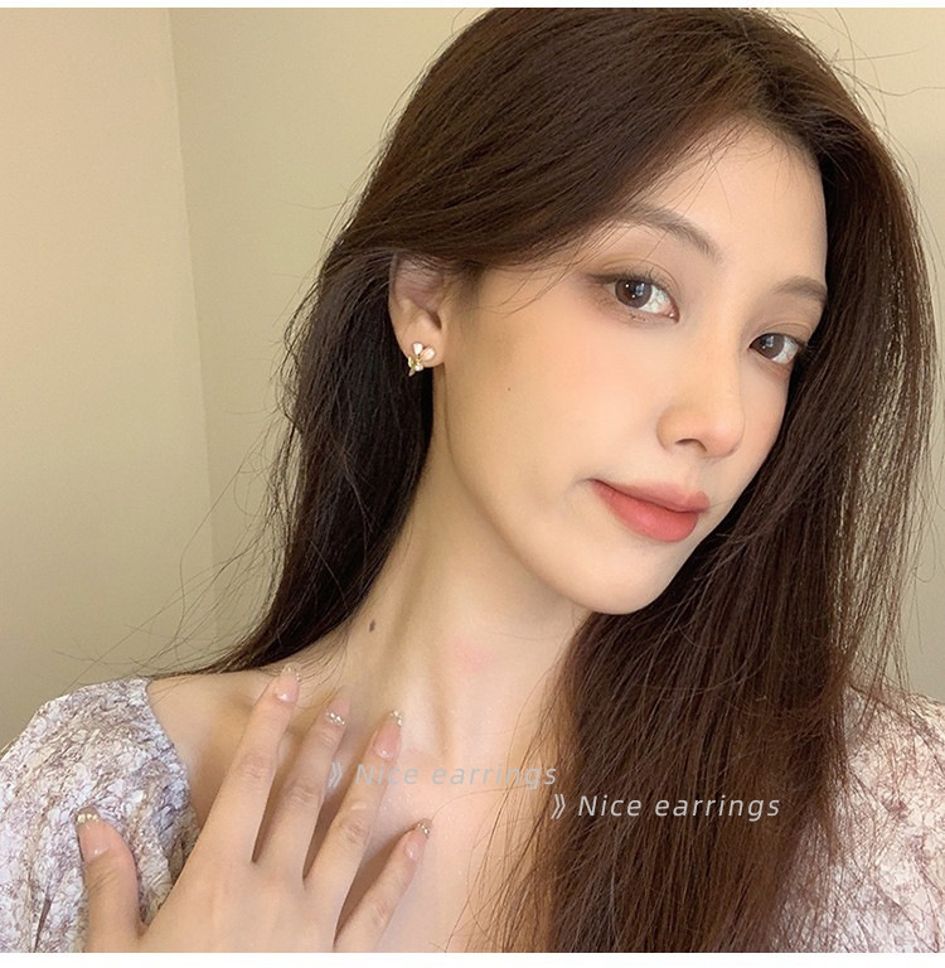 MYKI Pink Floral Korean Stud Earrings | Pearl Accent Design (MKERCH808PI-ANT)
