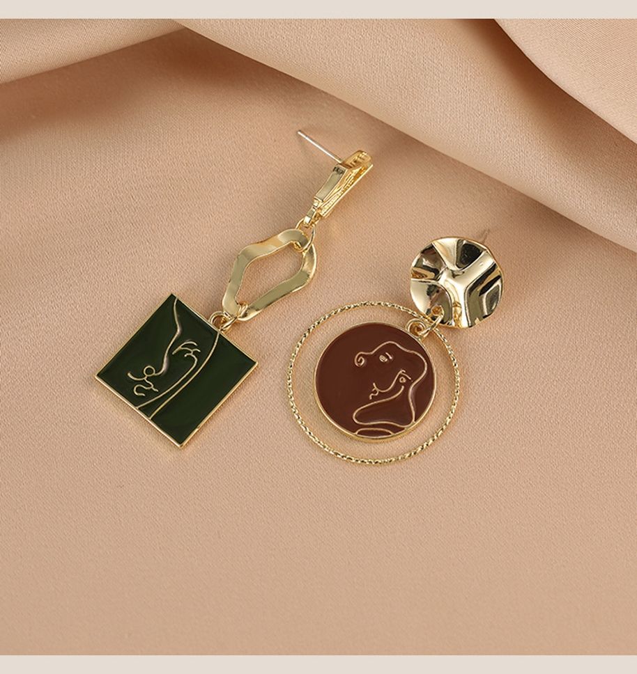 MYKI Abstract Face Korean Mismatch Earrings | Green & Brown Enamel (MKERCH823PI-ANT)
