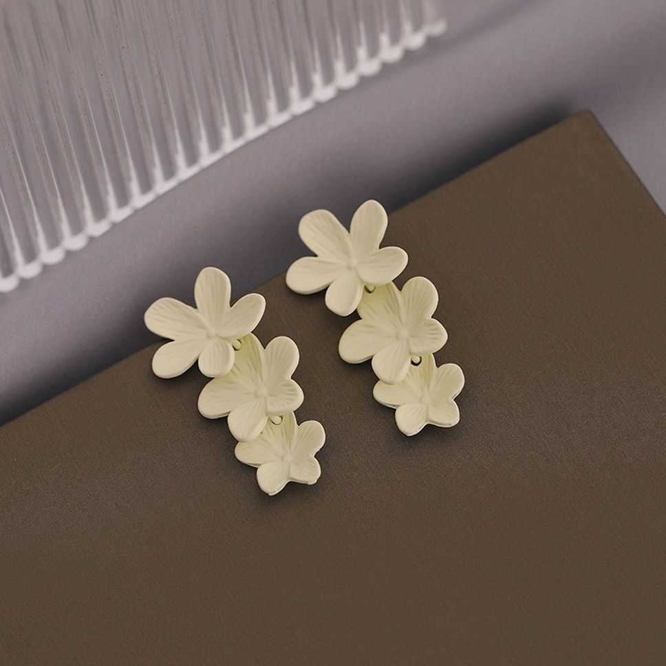 MYKI Matte Cream Floral Long Korean Earrings | MYKI (MKERCH857CP-ANT)