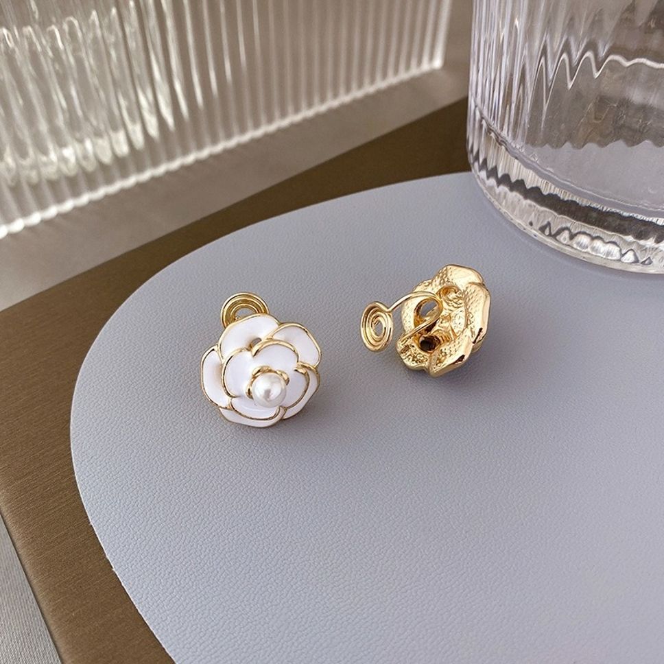 MYKI White Enamel Flower Pearl Korean Stud Earrings (MKERCH890CP-ANT) by MYKI | Korean Fashion Jewelry