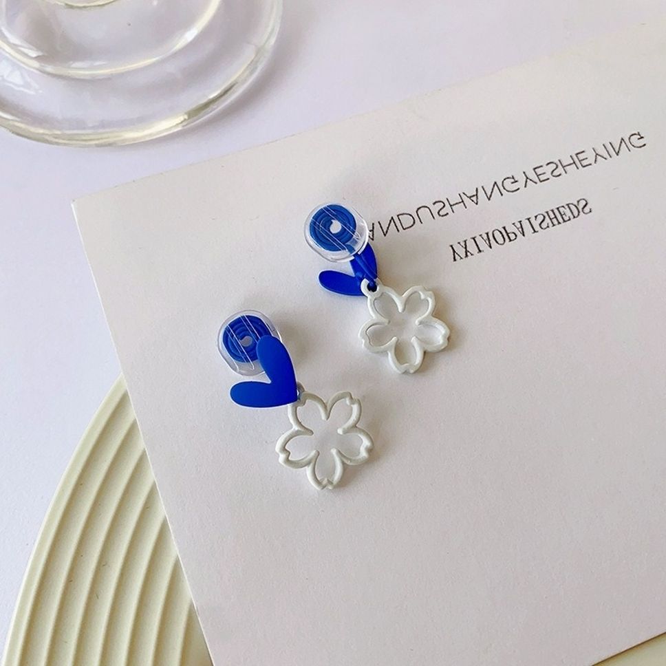 MYKI Blue Heart Floral Korean Stud Earrings (MKERCH904CP-ANT)