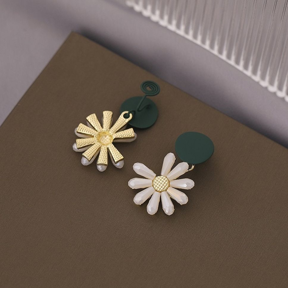 MYKI White Daisy Green Top Korean Dangle Earrings (MKERCH910CP-ANT)