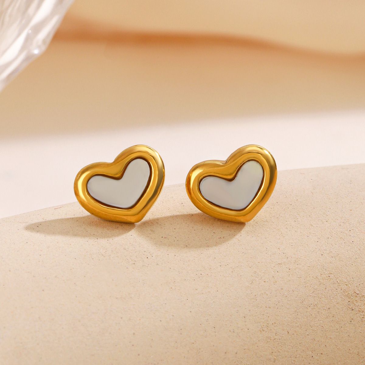 MYKI Heart Inlay Premium Plated Necklace & Stud Earrings Set (mkps20)