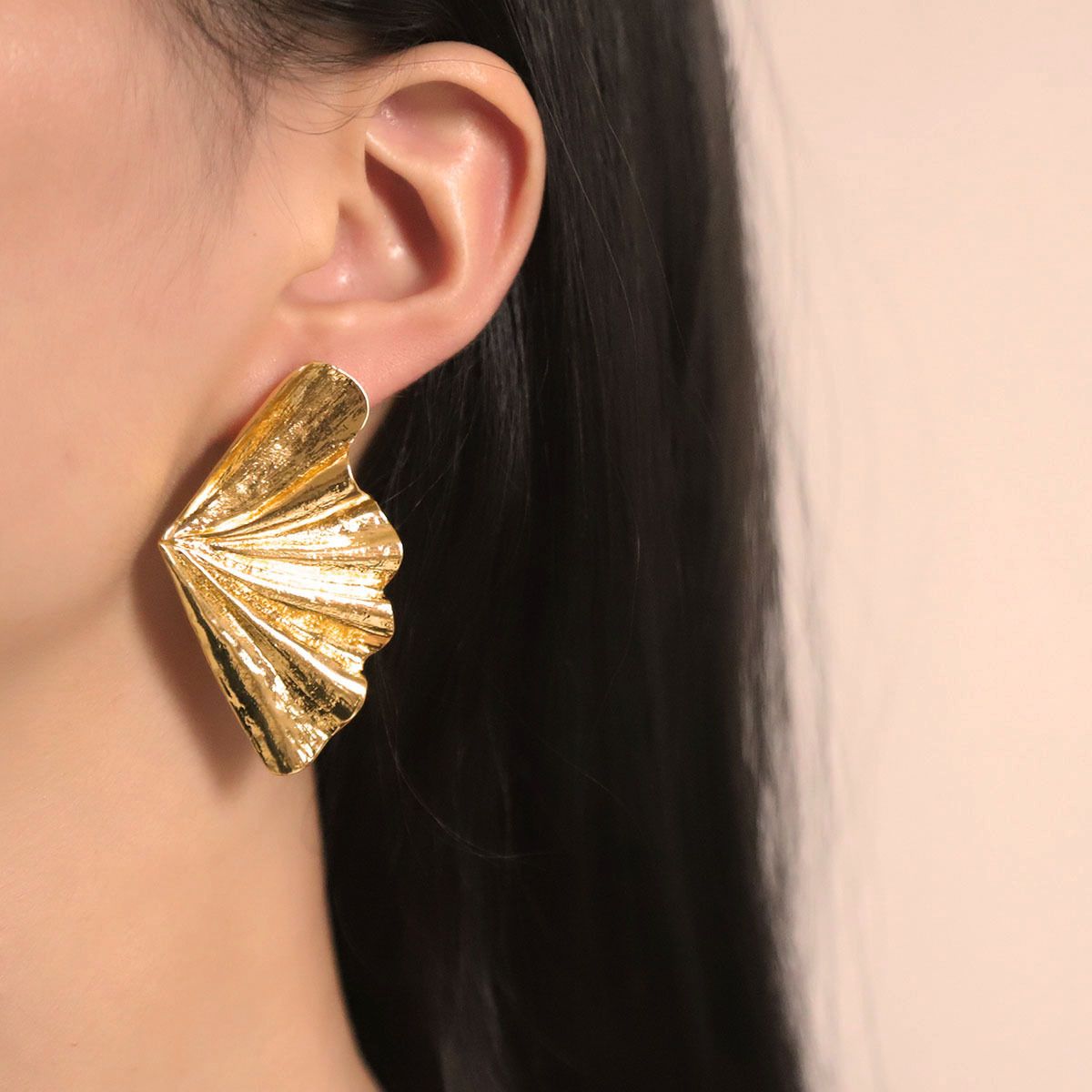MYKI Gold Plated Leaf Fan Anti-Tarnish Earrings (MKERCH969G-SSYI)