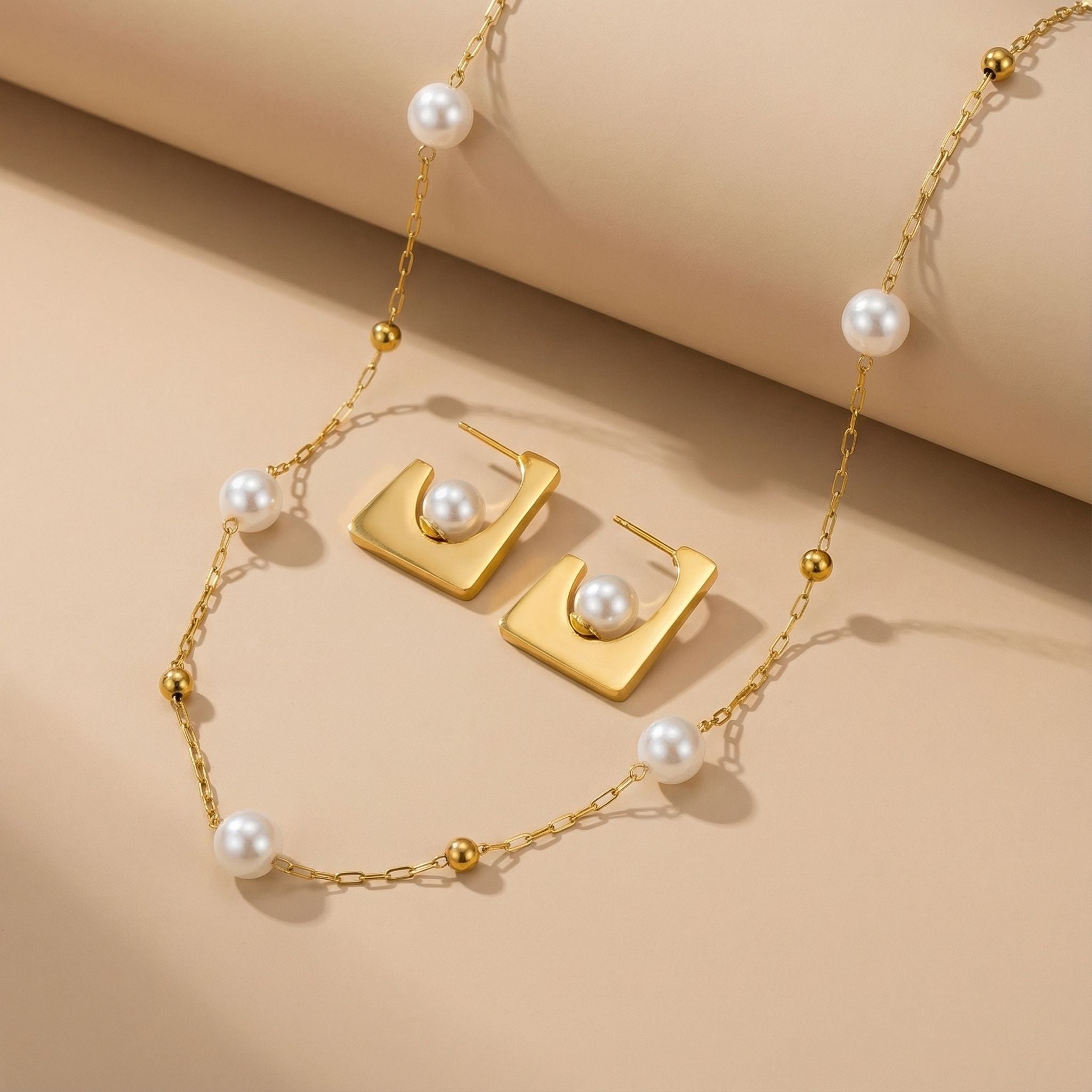 Pearl Link Premium Plated Necklace & Stud Earrings Set