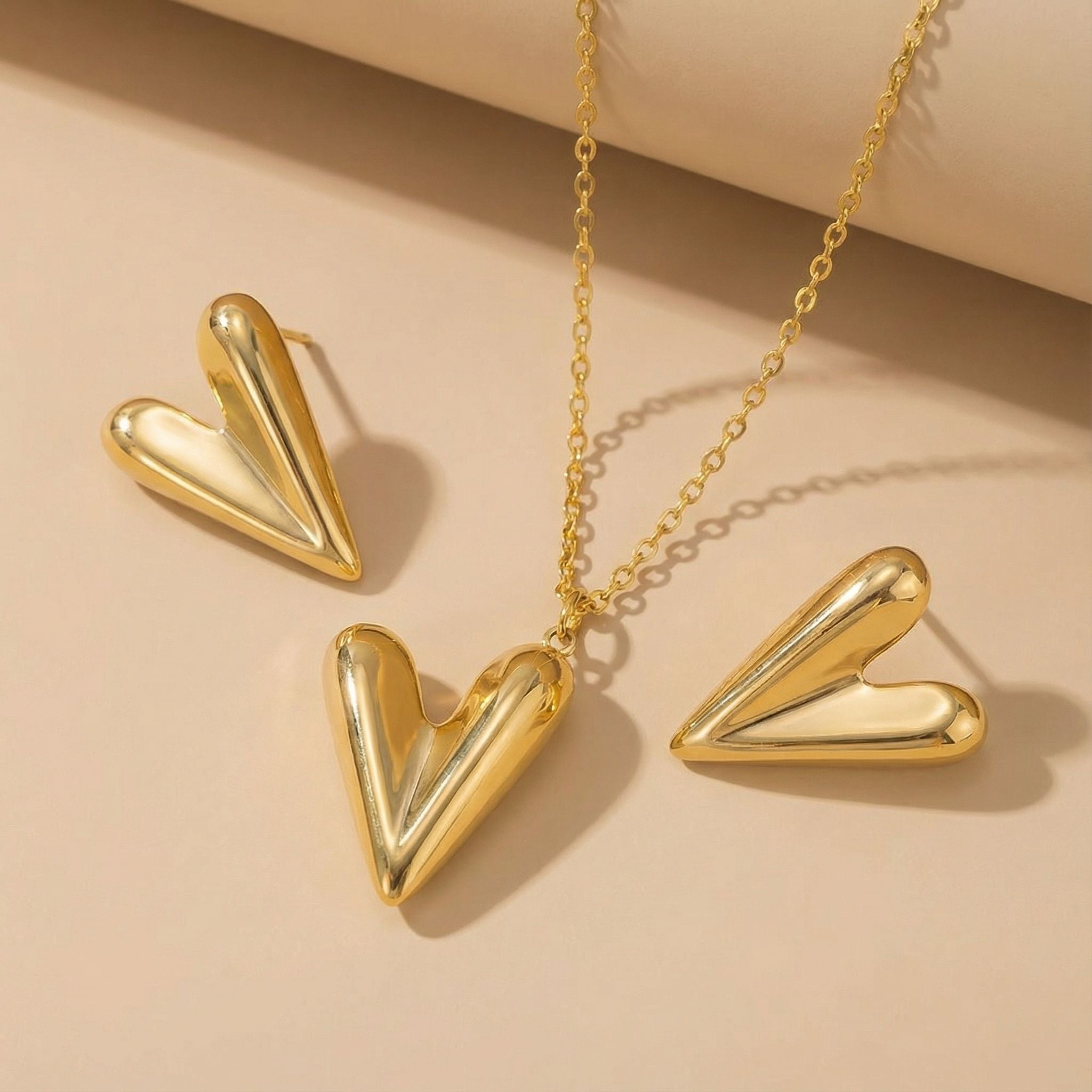 Minimal Heart Curve Premium Plated Necklace & Stud Earrings