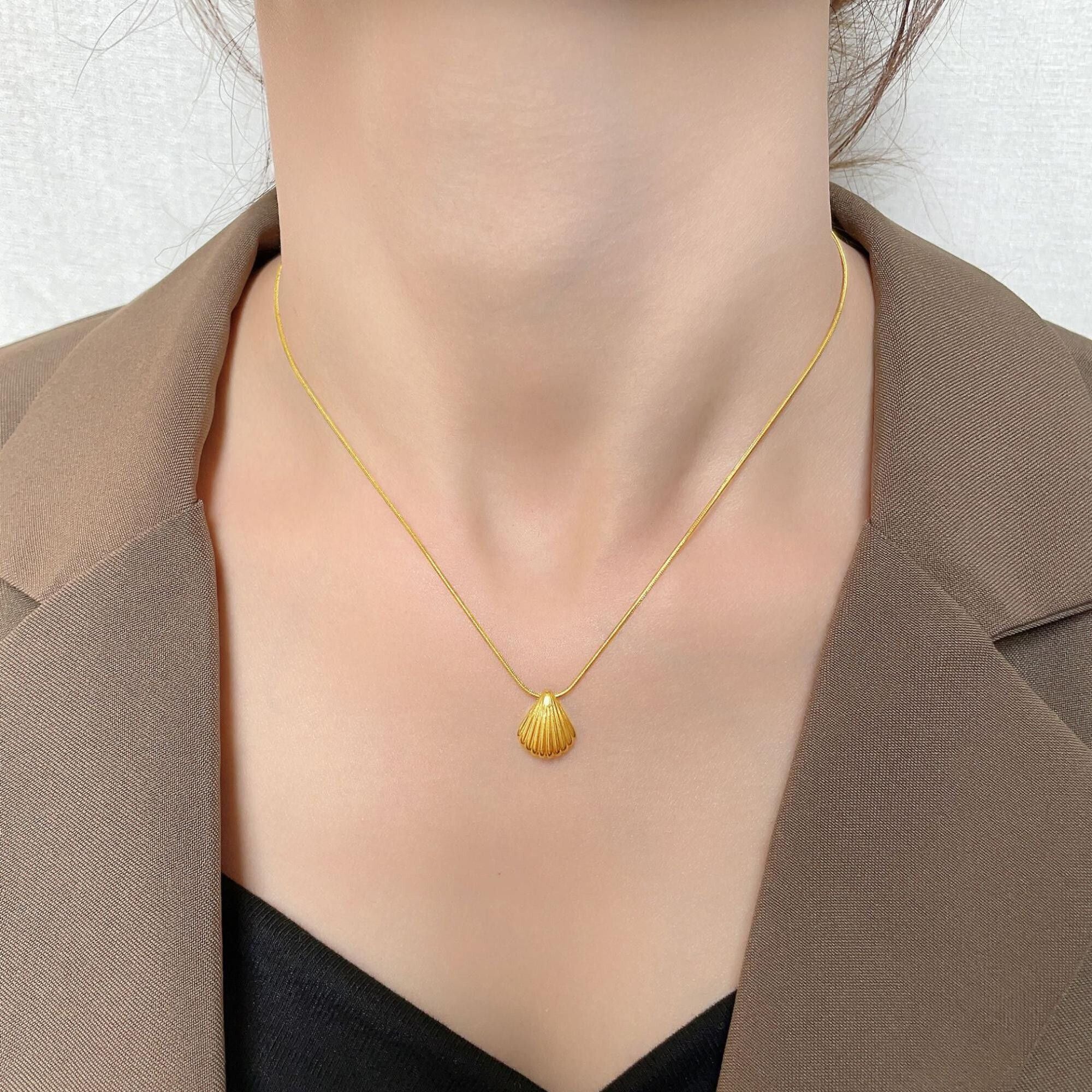 MYKI Anti-Tarnish Shell Pendant Chain (MK768-SSYI)