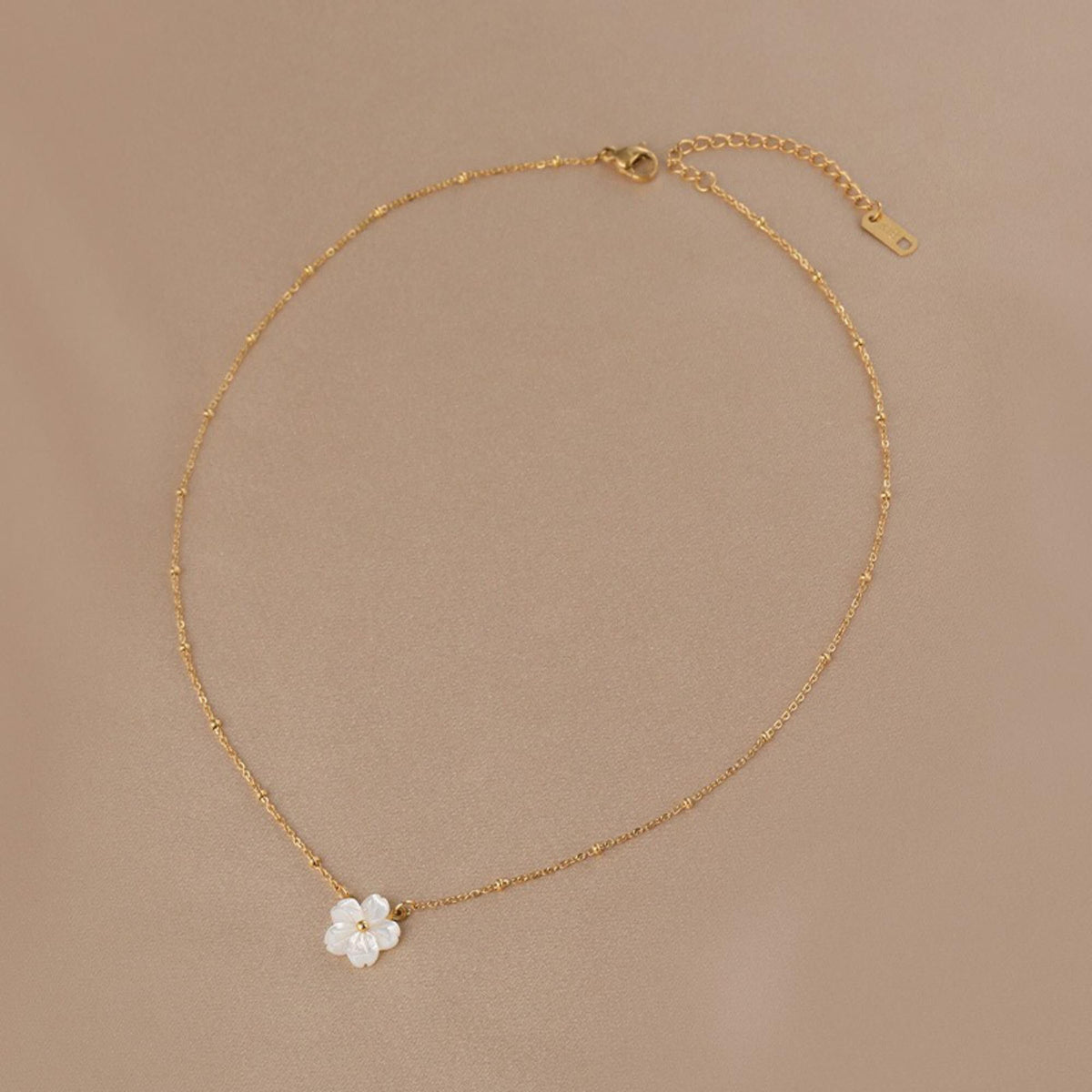 MYKI Anti-Tarnish Stainless Steel Gold Plated Floral Pendant Chain  (MK799G-SSYI)