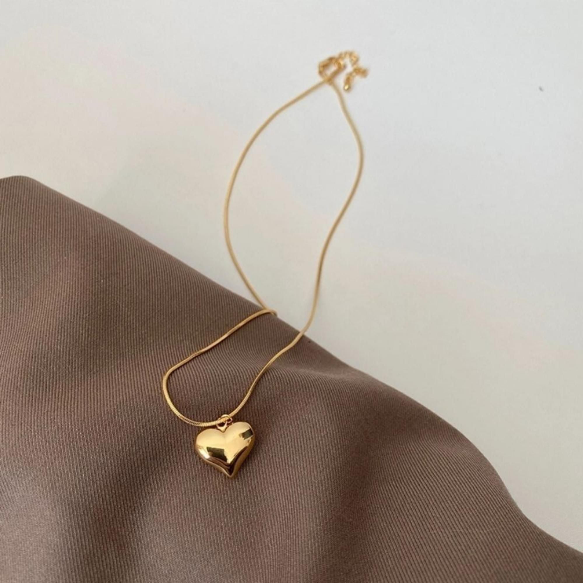 MYKI Puffy Heart Pendant Necklace – Anti Tarnish Gold Plated Smooth Heart (MK819G-SSYI)