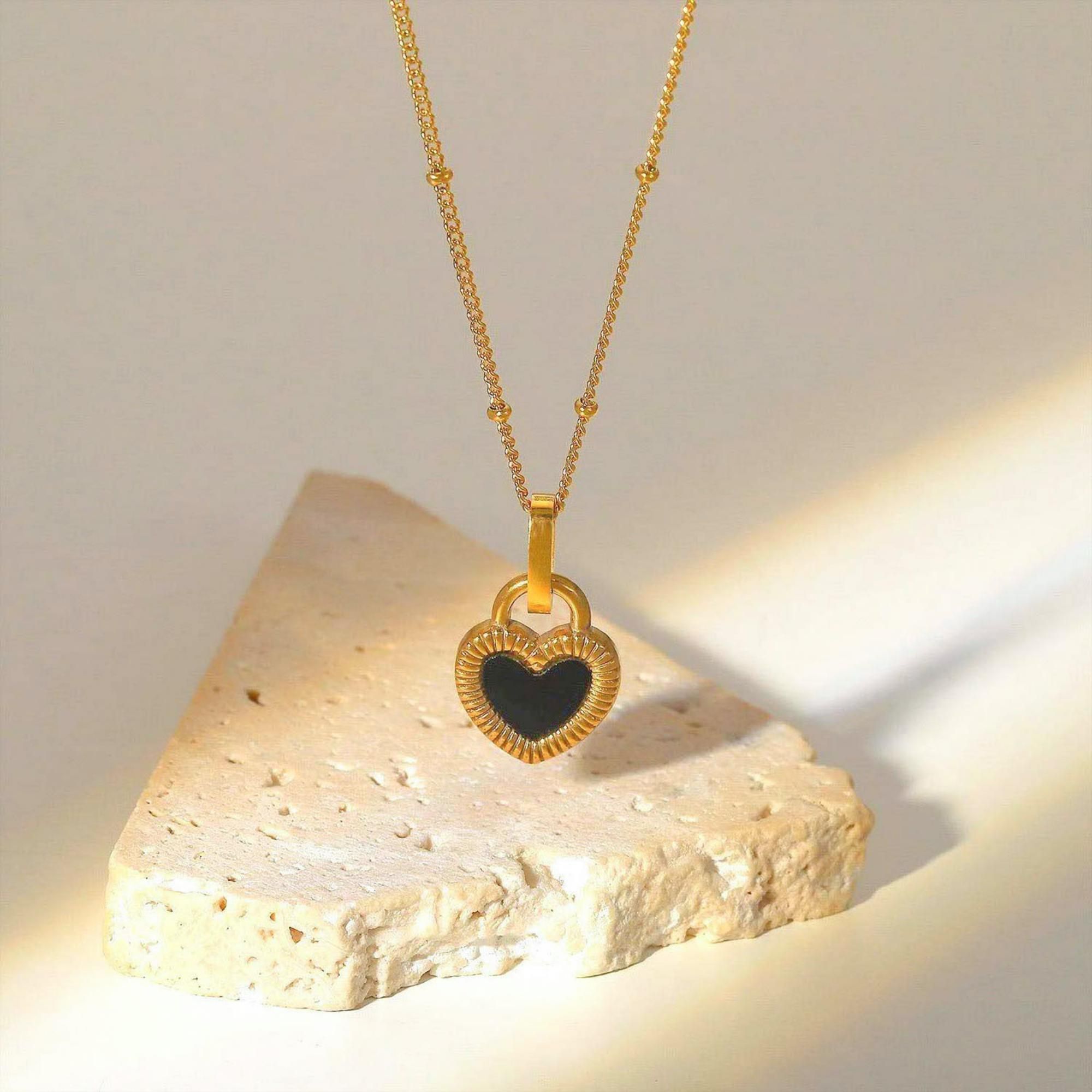 MYKI Glamourous Heart Lock Pendant (MK822-SSYI)