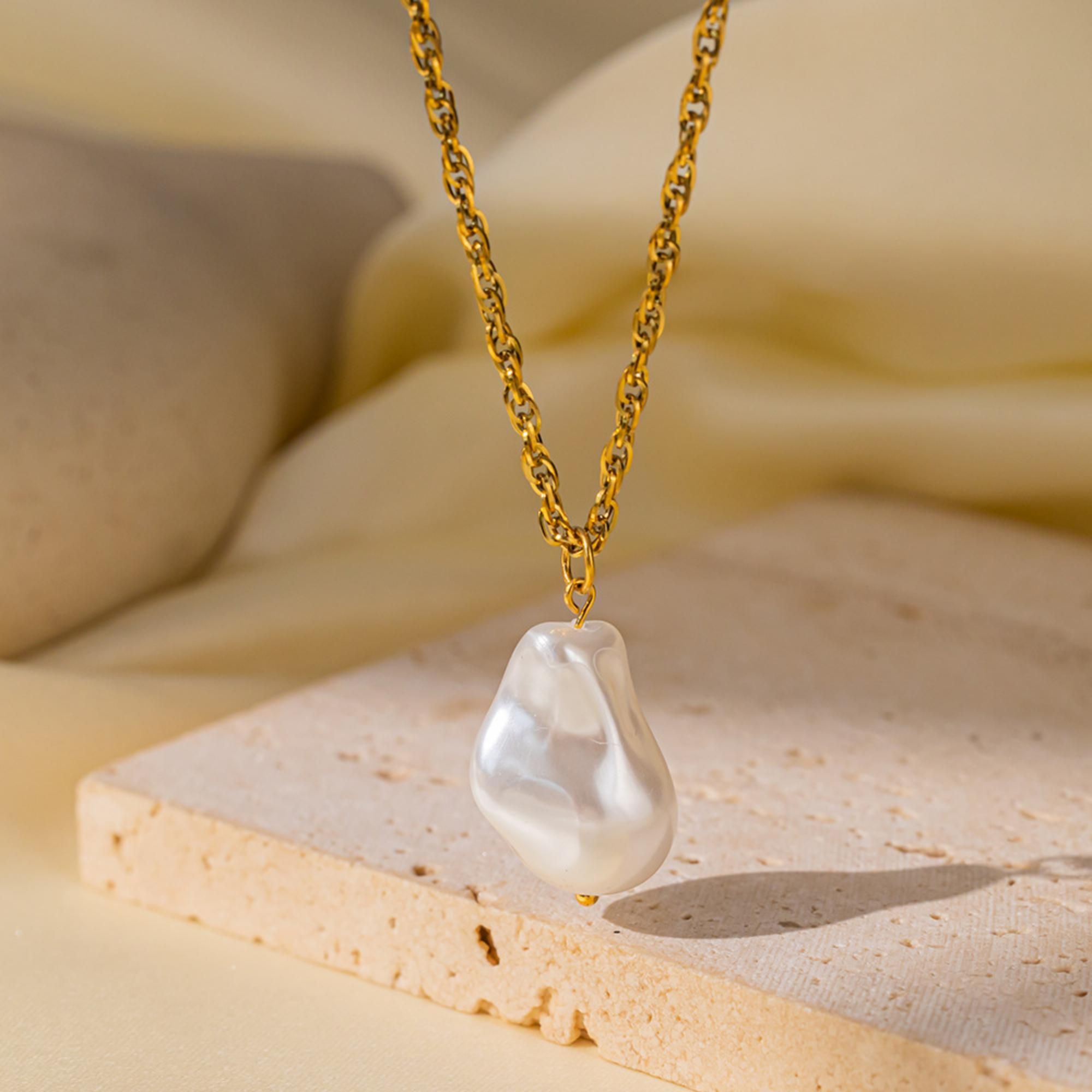 MYKI Photogenic Stainless Steel Pendant (MK846G-SSYI)
